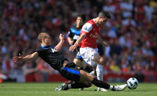 通过密集防 通过密集防